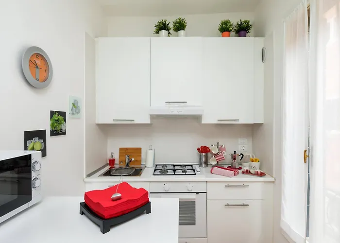 San Polo Near Rialto Fish Market *